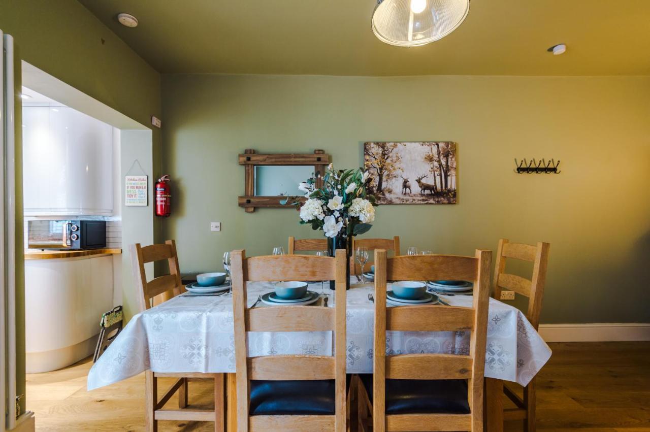 New! Gorgeous 2-Bed Home In Chester City Centre By 53 Degrees Property - Incredible Location, Ideal For Small Groups - Sleeps 6! Exteriér fotografie