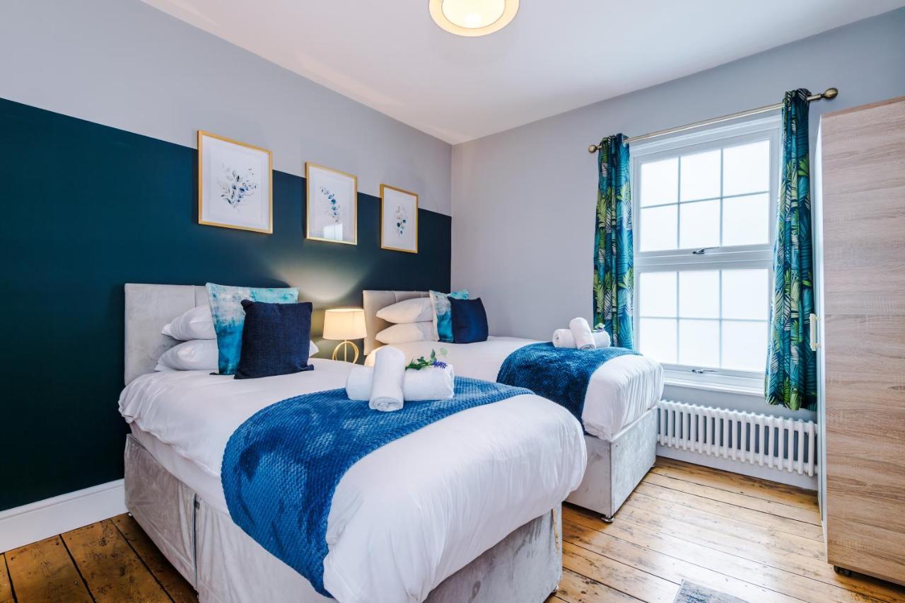 New! Gorgeous 2-Bed Home In Chester City Centre By 53 Degrees Property - Incredible Location, Ideal For Small Groups - Sleeps 6! Exteriér fotografie