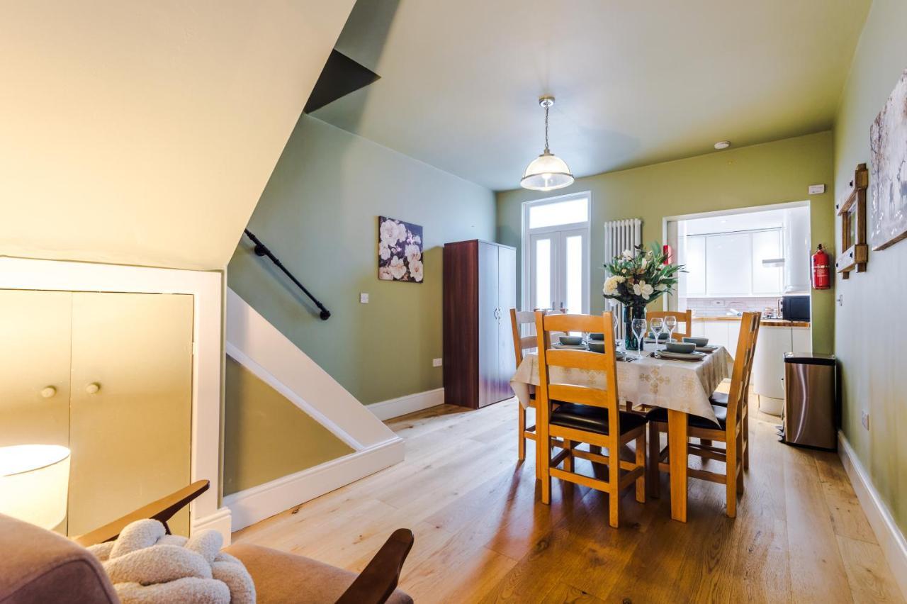New! Gorgeous 2-Bed Home In Chester City Centre By 53 Degrees Property - Incredible Location, Ideal For Small Groups - Sleeps 6! Exteriér fotografie